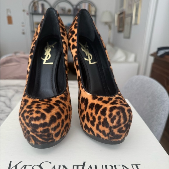 Yves Saint Laurent Animal Print Heels - Picture 2 of 12